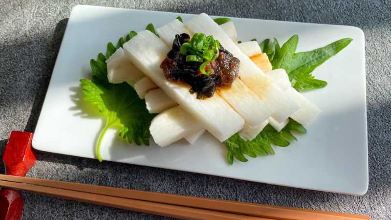 【安井シンジの台所】健康で粘り強い1年を！栄養満点「長芋」のレシピ